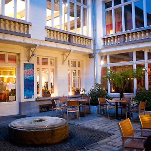 Hostel Hi Jacques Brel, Brüsszel